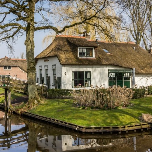 TravelBird - Hotel nabij Giethoorn