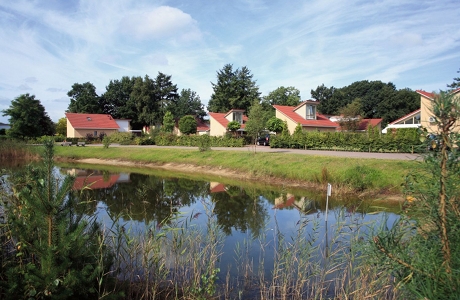 TravelBird - Kom naar het groene Landgoed de Lindenbergh in Overijssel en verblijf va. slechts €79,- in een luxe en vrijstaande 6-persoonsbungalow