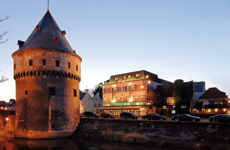 TravelBird - Kom ontspannen bij de zuiderburen in Sandton Hotel Broel**** in historisch Kortrijk met ontbijt, wellness en meer vanaf €59,50 p.p. TravelBird - Kom ontspannen bij de zuiderburen in Sandton Hotel Broel**** in historisch Kortrijk met ontbijt, wellness en meer vanaf €59,50 p.p.