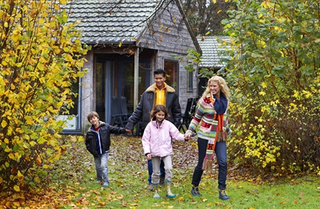 TravelBird - Luxe 6-pers. bungalow met sauna op Vakantiepark Dierenbos inclusief toegang tot safaripark en 5 andere attracties va. €99,- (alleen bij TravelBird!) TravelBird - Luxe 6-pers. bungalow met sauna op Vakantiepark Dierenbos inclusief toegang tot safaripark en 5 andere attracties va. €99,- (alleen bij TravelBird!)