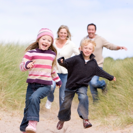 TravelBird - Niets is fijner dan met de familie op stap te gaan. Boek nu een weekend of midweek in Hof Domburg, Zeeland, vanaf €39,- per bungalow! TravelBird - Niets is fijner dan met de familie op stap te gaan. Boek nu een weekend of midweek in Hof Domburg, Zeeland, vanaf €39,- per bungalow!