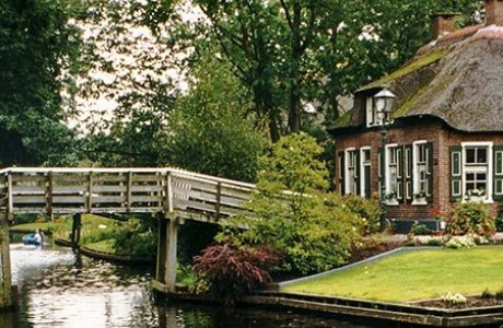 TravelBird - Ontdek het Venetië van Nederland in Overijssel, incl. 2 overnachtingen, fietshuur, rondvaart en wellness voor €59,50 p.p.