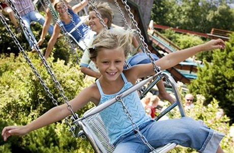 TravelBird - Verblijf 3 dagen met de hele familie op Vakantiepark Slagharen incl. toegang tot park, nu vanaf €99,- per accommodatie!