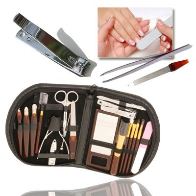 Waat? - 19-delige Manicure en Make-up set