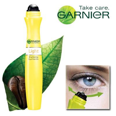 Waat? - Garnier Skincare Eye Roll On Light Caffeine + Pro vitamin B5 (Keuze uit 1 of set van 2 stuks)