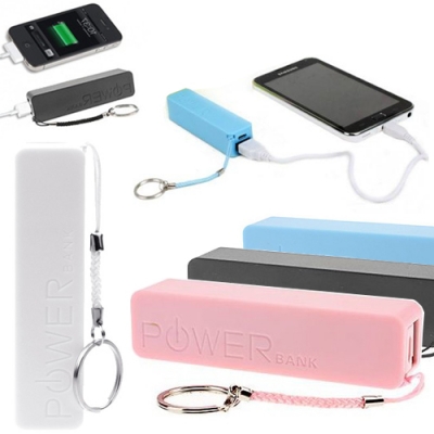 Waat? - Lipstick formaat 2600 Mah PowerBank voor het opladen van je mobiele apparaten