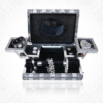 Waat? - Luxe juwelenbox met Oosterse motieven in 5 kleuren Waat? - Luxe juwelenbox met Oosterse motieven in 5 kleuren