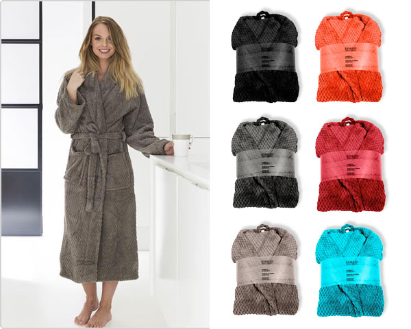 Waat? - Nieuwe collectie comfortabele knitted badjassen Waat? - Nieuwe collectie comfortabele knitted badjassen