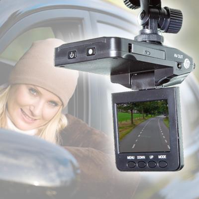 Waat? - TechnoSmart Dashcam - de camera die je een hoop gedoe scheelt