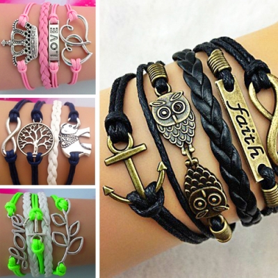 Waat? - Trendy armband met sierlijke bedels, keuze uit 9 modellen! Waat? - Trendy armband met sierlijke bedels, keuze uit 9 modellen!