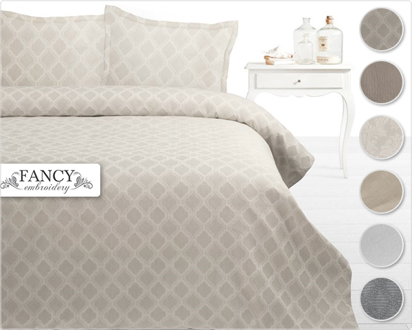 Waat? - Zeer luxe bedspreien in verschillende dessins, kleuren en maten Waat? - Zeer luxe bedspreien in verschillende dessins, kleuren en maten
